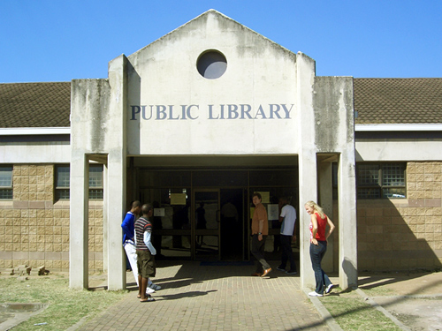 Umlazi Public Library (Foto: Maxi Kindling)