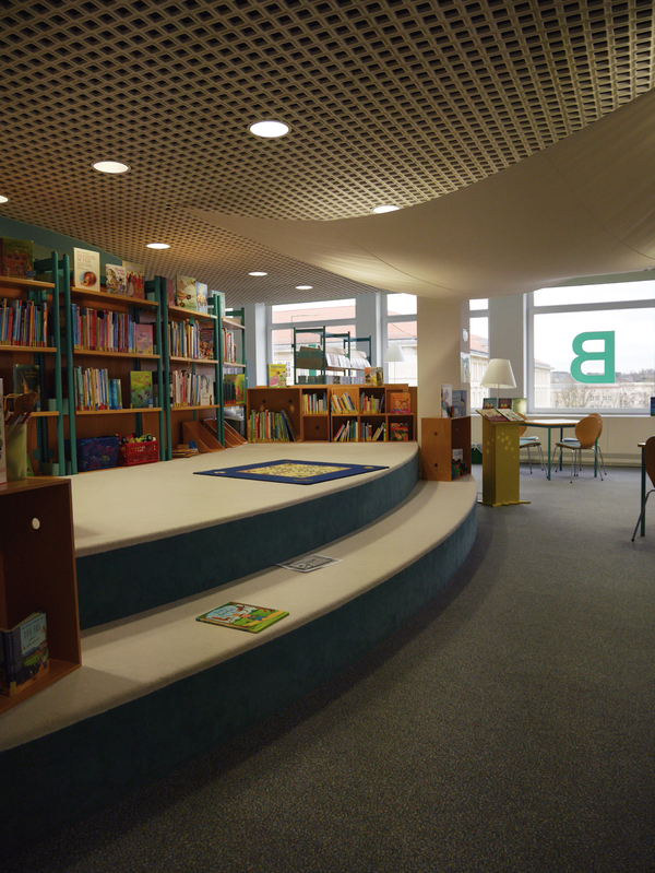 Lesebühne in der Kinderbibliothek